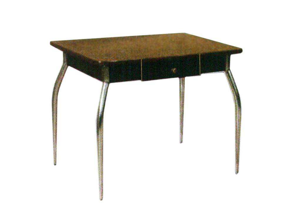 Кухонный стол «8» Пластик матовый