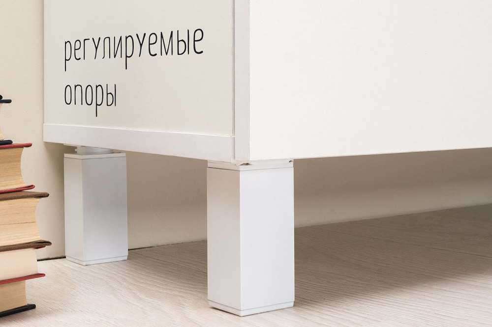 Опоры: металл, белый матовый.