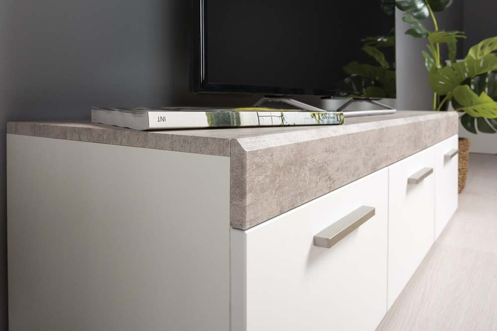 Петра Тумба под ТВ фрезеровка