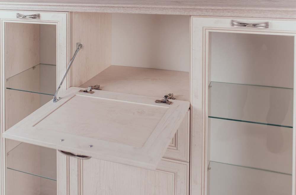 Шкаф-витрина «Монако» 2V2D1S, глубина 38 см