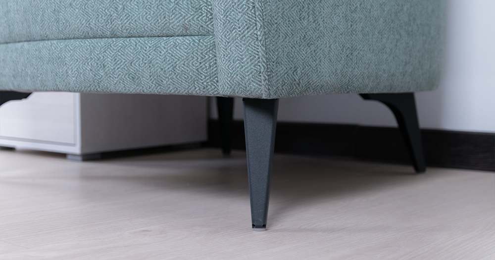 Опоры - 16 см облегчают уход за пространством дома