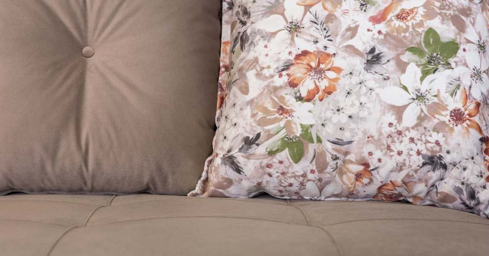 Диван «Ирис» десерт карамельный тауп