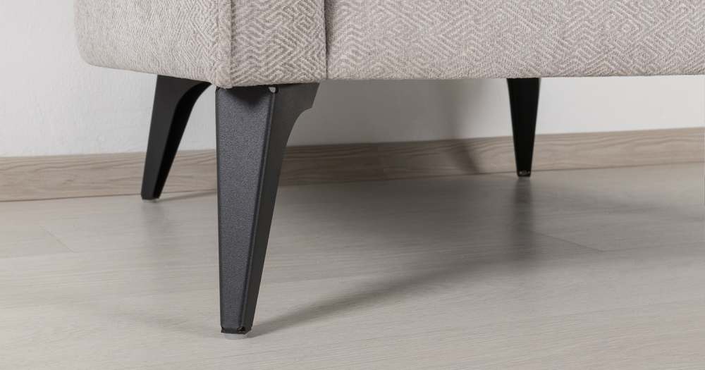 Опоры - 16 см облегчают уход за пространством дома