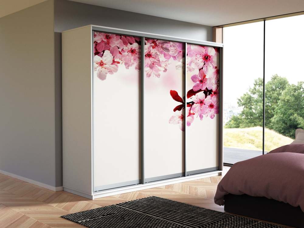 Шкаф-купе «Экспресс Трио» 2400 Фото Сакура, ширина 180/210/240 см